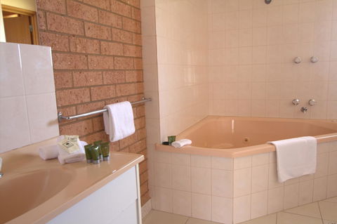 Blue Whale Motor Inn & Apartments - Hotel WA 19