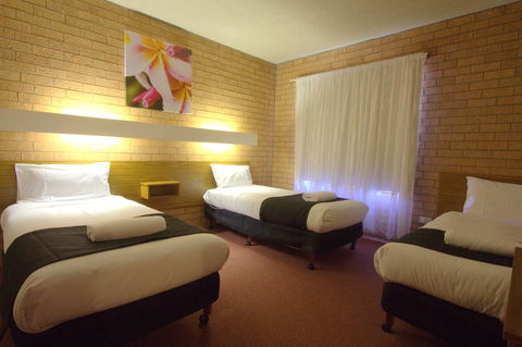 Blue Whale Motor Inn & Apartments - Hotel WA 21