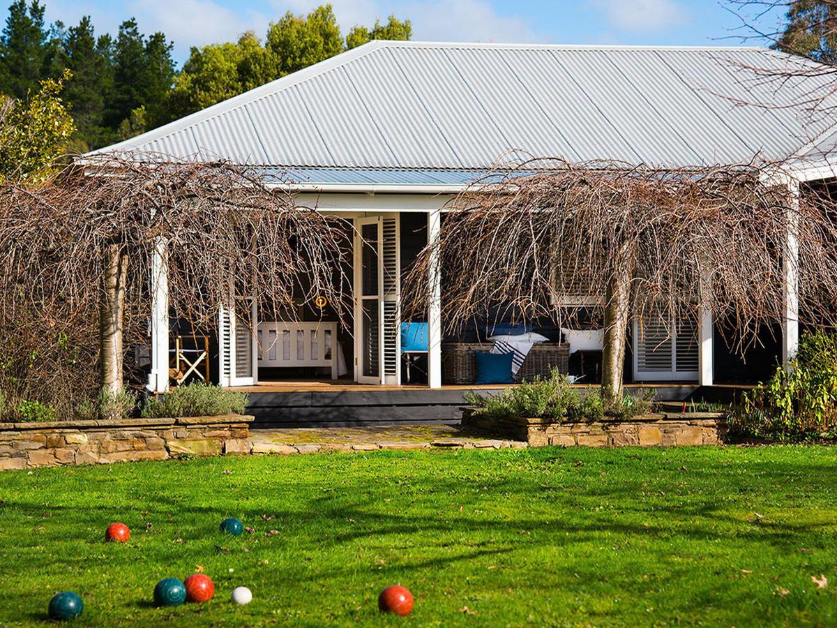 Glenlyon VIC Hotel WA