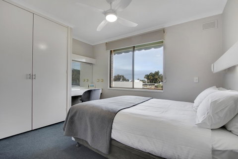 Hybiscus Waterfront Apartments - Hotel WA 14