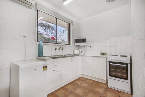 Hybiscus Waterfront Apartments - Hotel WA 24