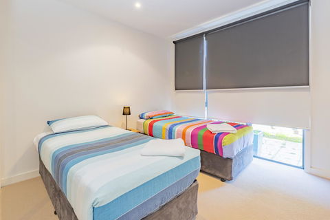 Stylish 3 Bedroom Townhouse - Free Parking - Hotel WA 8