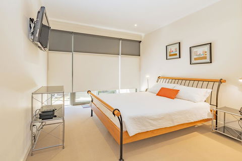 Stylish 3 Bedroom Townhouse - Free Parking - Hotel WA 19