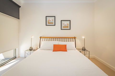 Stylish 3 Bedroom Townhouse - Free Parking - Hotel WA 6