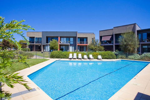 Stylish 3 Bedroom Townhouse - Free Parking - Hotel WA 5