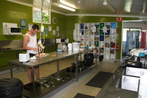 Nomads Airlie Beach - Hotel WA 12