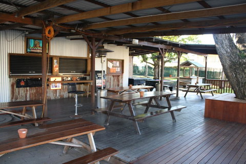 Nomads Airlie Beach - Hotel WA 2