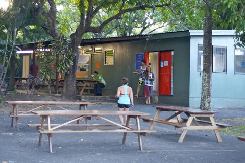 Nomads Airlie Beach - Hotel WA 44