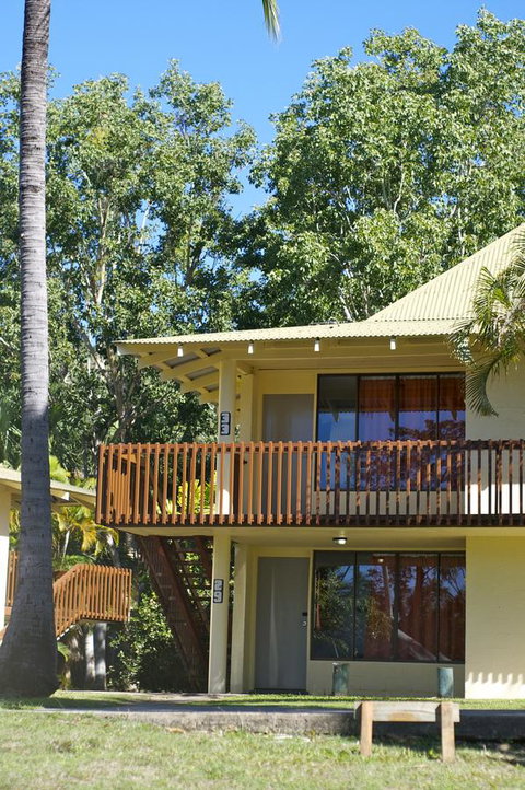 Nomads Airlie Beach - Hotel WA 41