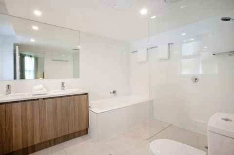 Emerald Noosa - Hotel WA 28