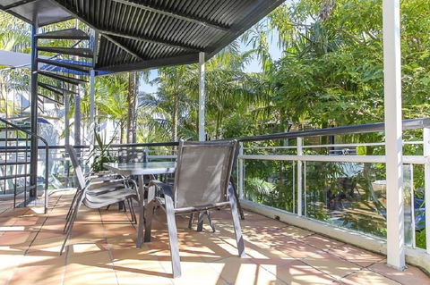 Emerald Noosa - Hotel WA 6