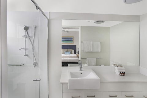 Direct Collective - Sea Breeze Mooloolaba - Hotel WA 5