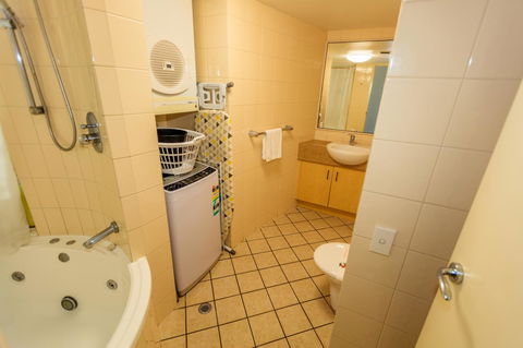 Grand Palais Boolarong Beachside Apartments - Hotel WA 12
