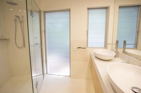 The Cove Noosa - Hotel WA 39