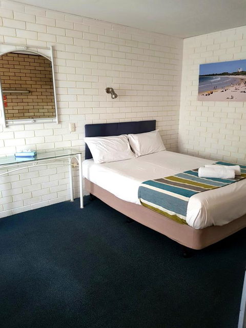 Twin Pines Motel - Hotel WA 6