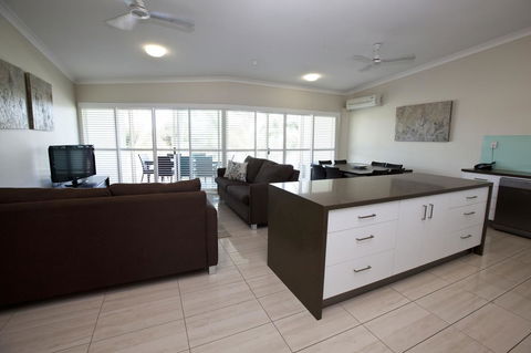 Mariners North Holiday Apartments - Hotel WA 28