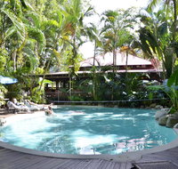 PK's Jungle Village - Hostel - Hotel WA