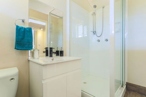 Bed & Breakfast 1 Bedroom Guest House - Hotel WA 7