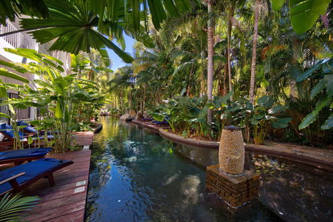 Palm Cove Paradise - Couples Spa Beach Getaway - Hotel WA 14