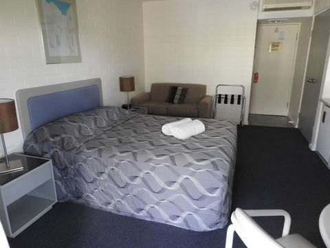 Dalby Manor Motor Inn - Hotel WA 11