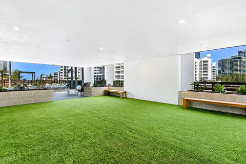 Qube Broadbeach - Hotel WA 23