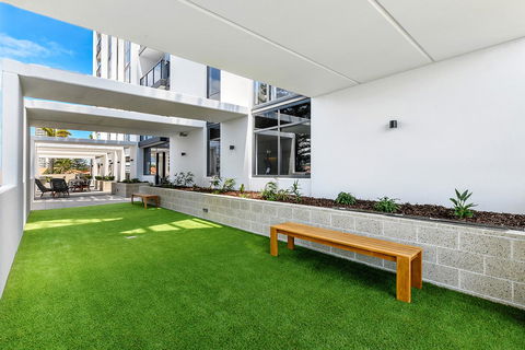 Qube Broadbeach - Hotel WA 19