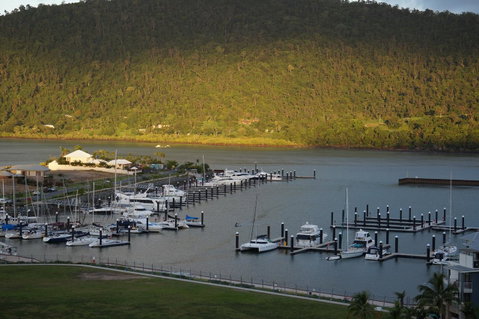 Ocean Views At Whitsunday Terraces Resort - Hotel WA 19