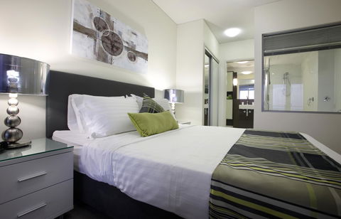 Monaco Caloundra - Hotel WA 41