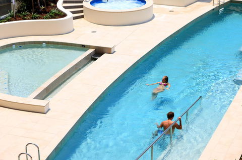 Monaco Caloundra - Hotel WA 5