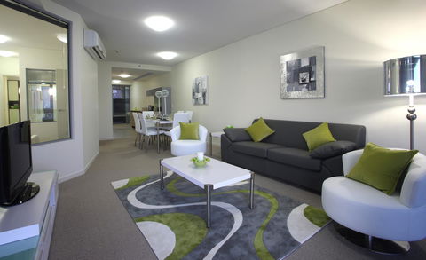 Monaco Caloundra - Hotel WA 42