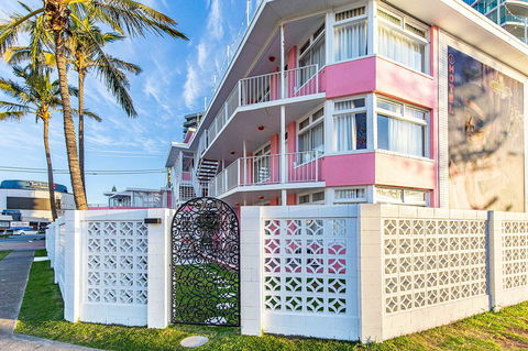 The Pink Hotel Coolangatta - Hotel WA 1