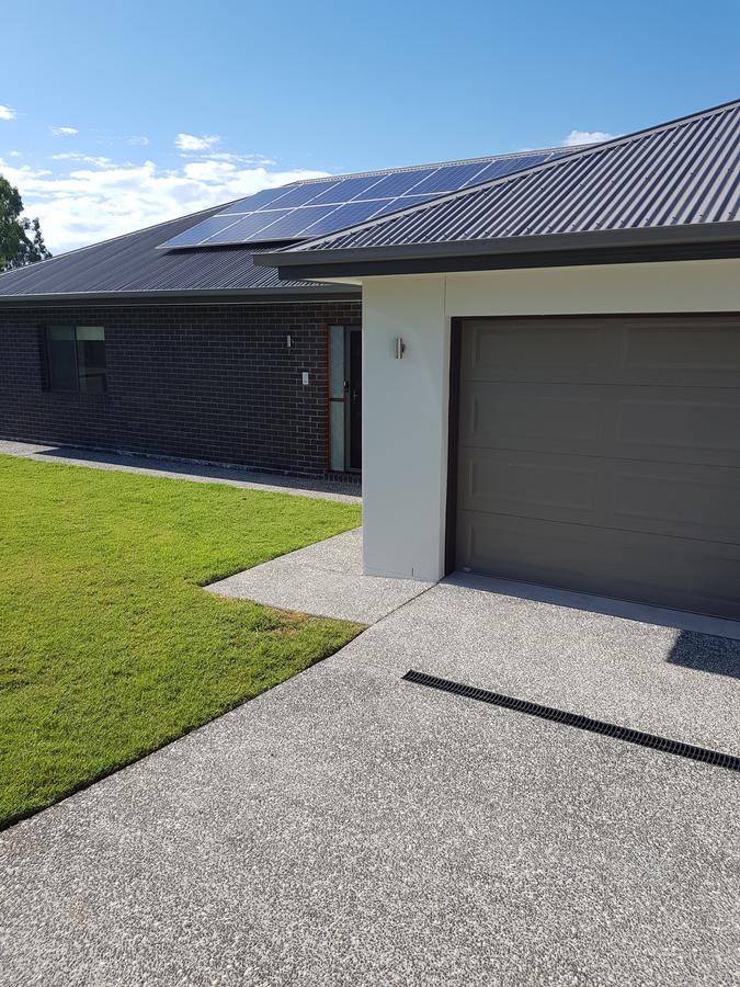 Cedar Grove QLD Hotel WA