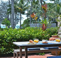Number 2 On The Beach  Beautiful Beachfront Villa - Hotel WA