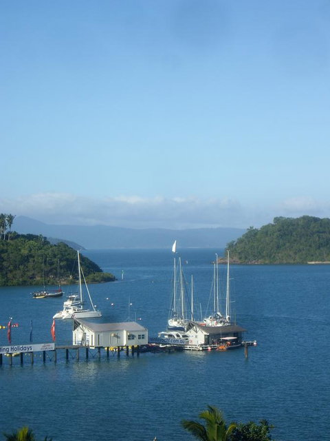 Montipora Unit 3 - In The Heart Of Airlie, Wi-fi And Netflix - Hotel WA 15