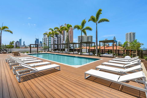 Qube Broadbeach Ocean View Apartments - Hotel WA 16