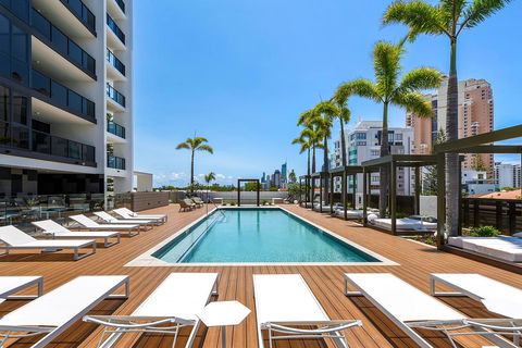 Qube Broadbeach Ocean View Apartments - Hotel WA 17