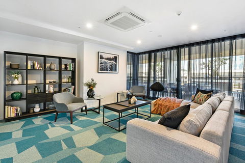 Qube Broadbeach Ocean View Apartments - Hotel WA 14