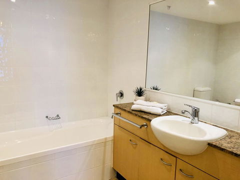 Kirra Beach Apartments - Hotel WA 6
