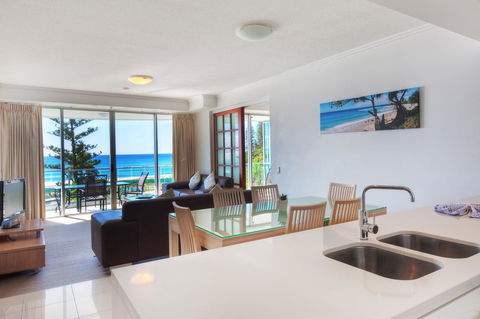 Reflection On The Sea - Hotel WA 43