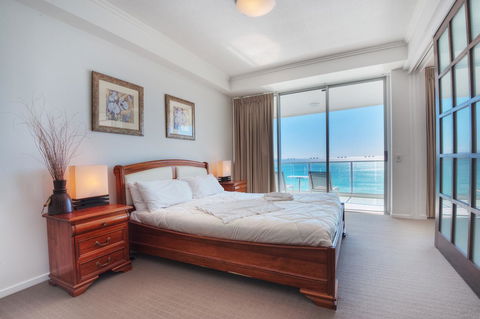 Reflection On The Sea - Hotel WA 9