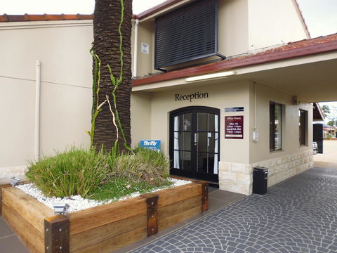 Burke & Wills Motor Inn - Hotel WA 0