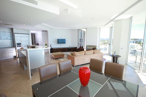 Oceans Mooloolaba - Hotel WA 25
