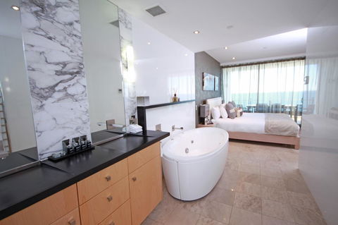 Oceans Mooloolaba - Hotel WA 10