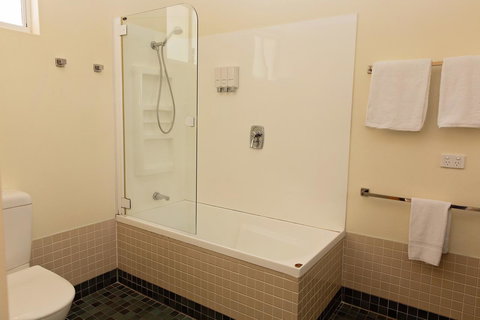 White Lace Motor Inn - Hotel WA 12