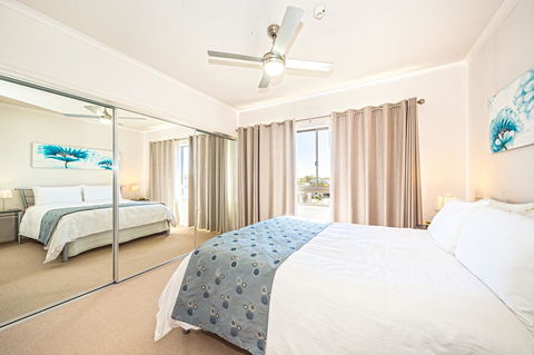 On The Bay Apartments - Hotel WA 2