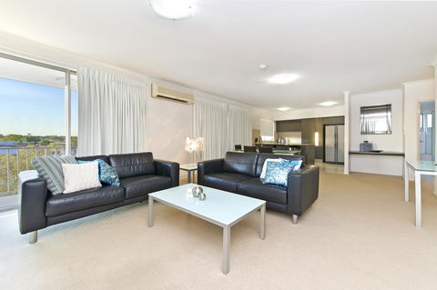 On The Bay Apartments - Hotel WA 15