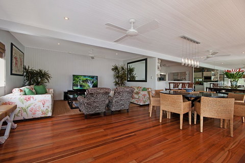 15 Wharf Street - Hotel WA 12