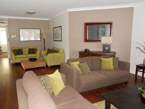 BeachView Apartments At Villa Paradiso - Hotel WA 35