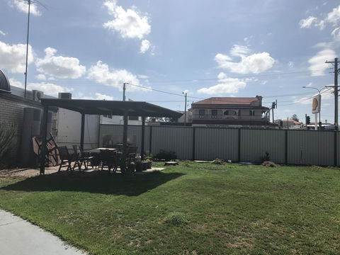 Nanango Star Motel - Hotel WA 37