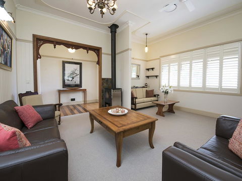 The Guesthouse Maleny - Hotel WA 24